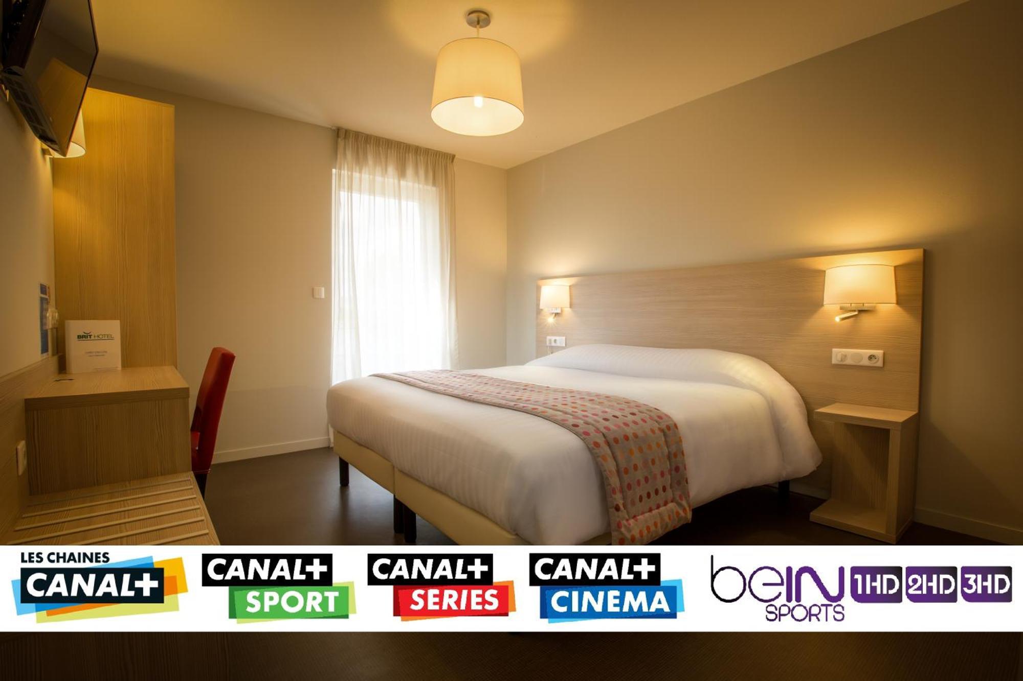 Brit Hotel Brive La Gaillarde - Restaurant La Limousine Malemort Ngoại thất bức ảnh