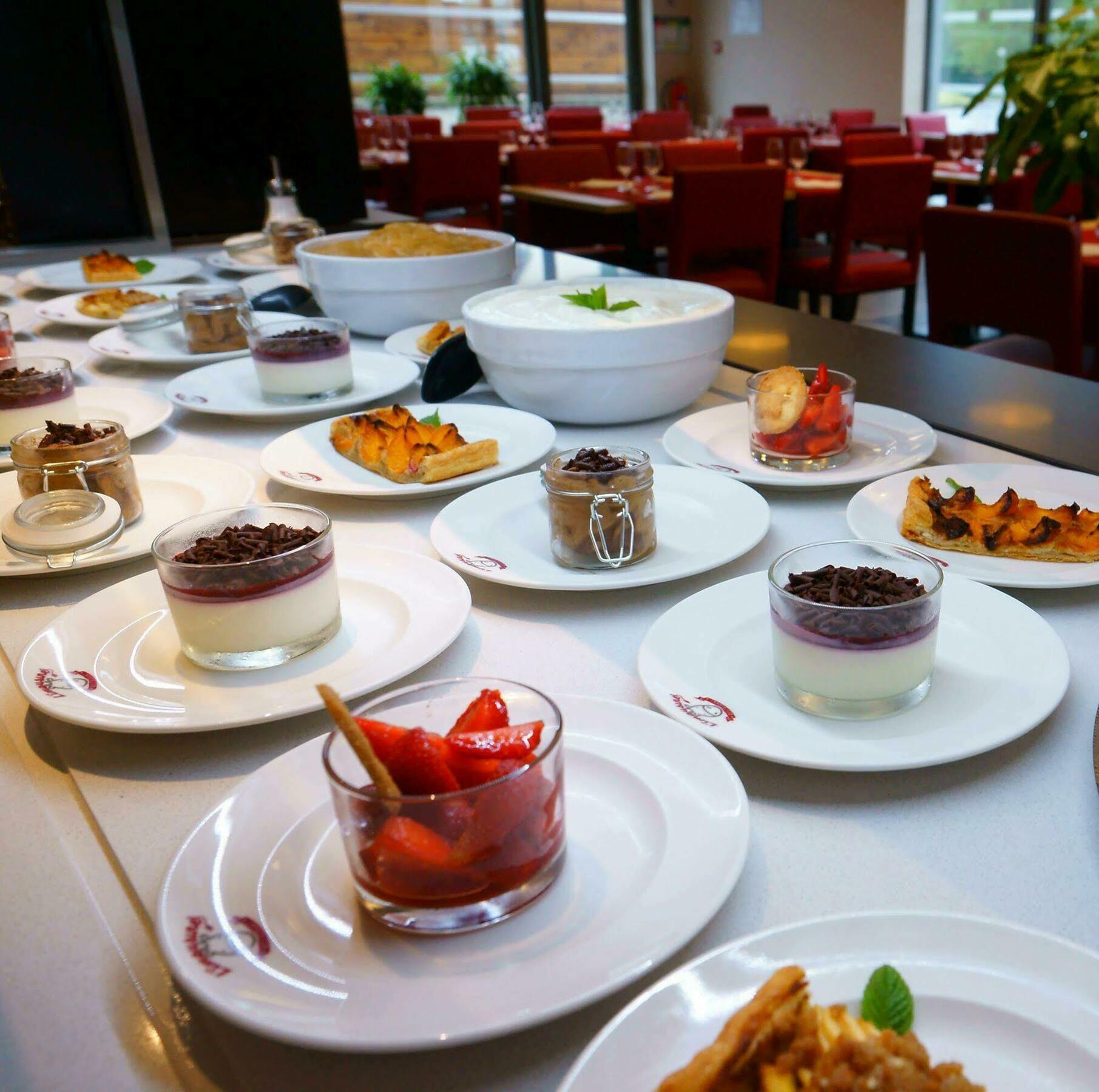 Brit Hotel Brive La Gaillarde - Restaurant La Limousine Malemort Ngoại thất bức ảnh